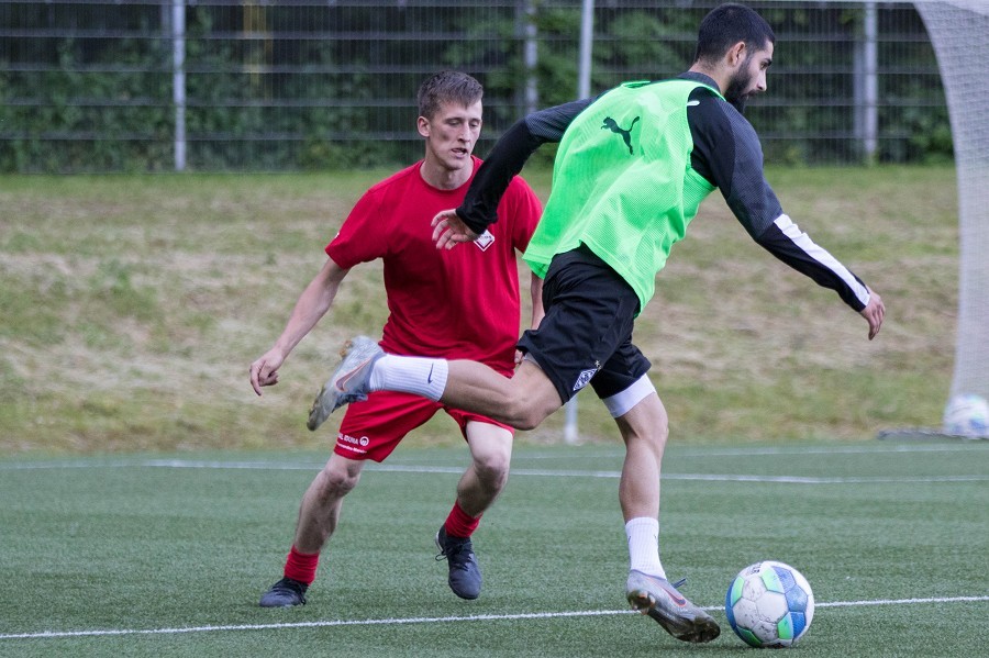 Training 1. FC Viersen A-Jugend/ Zweite (01.06.2021)_16