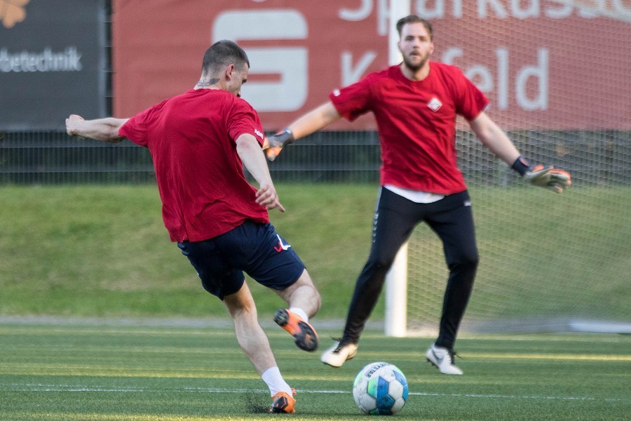 Training 1. FC Viersen A-Jugend/ Zweite (01.06.2021)_22