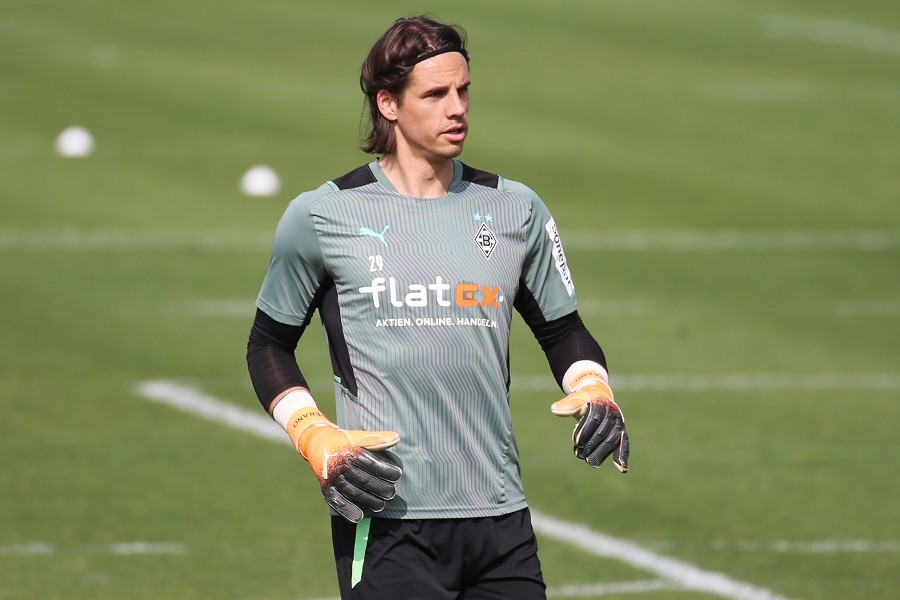 Training Borussia Mönchengladbach (14.04.2022)_24