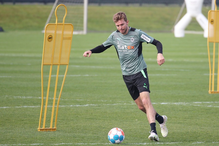Training Borussia Mönchengladbach (14.04.2022)_31