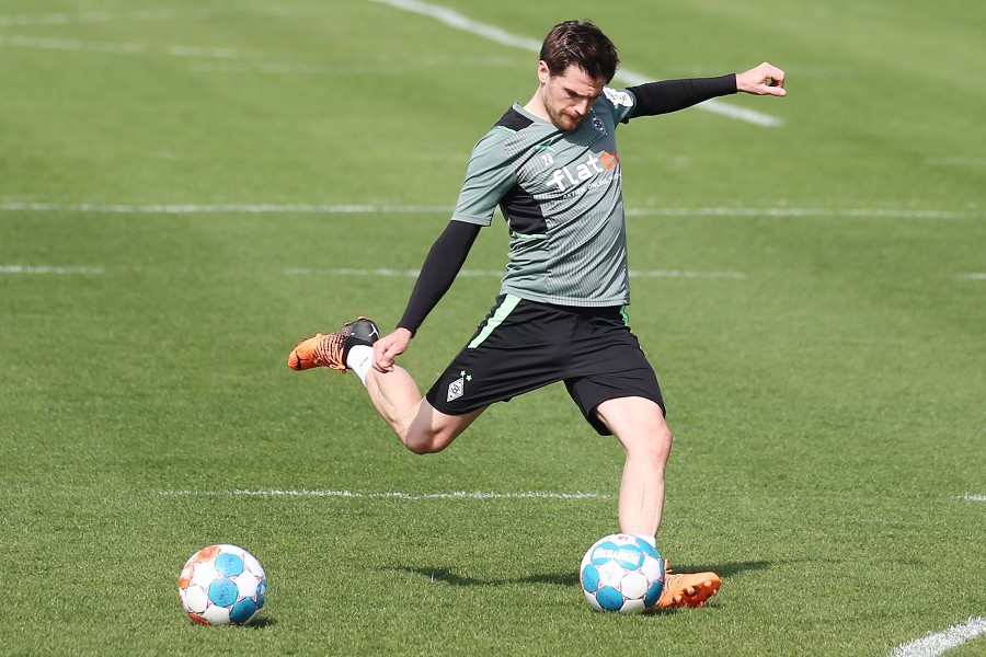 Training Borussia Mönchengladbach (14.04.2022)_42