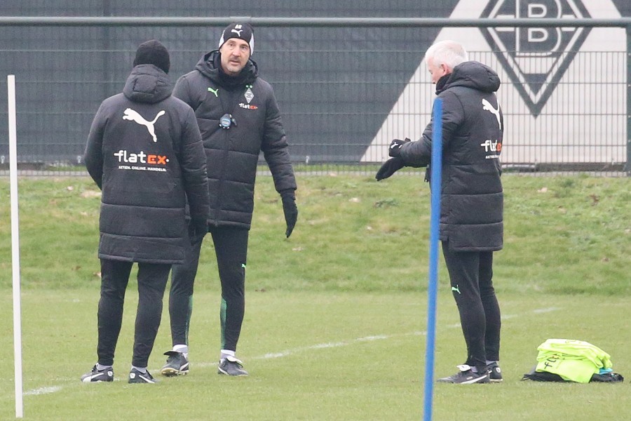 Training Borussia Mönchengladbach (25.01.2022)_11