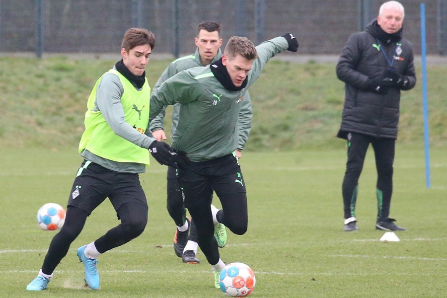 Training Borussia Mönchengladbach (25.01.2022)_12