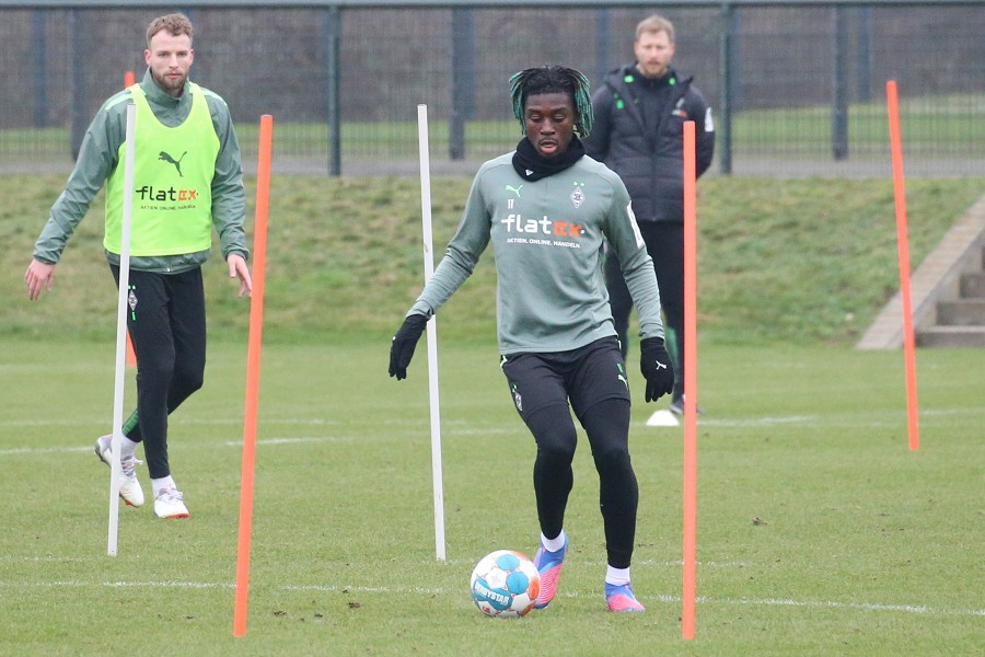 Training Borussia Mönchengladbach (25.01.2022)_14