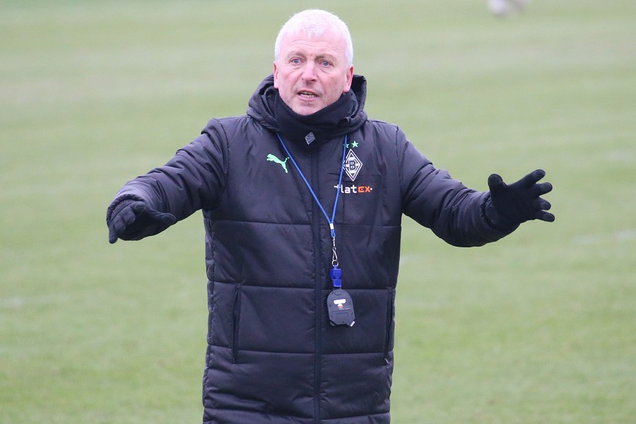 Training Borussia Mönchengladbach (25.01.2022)_19