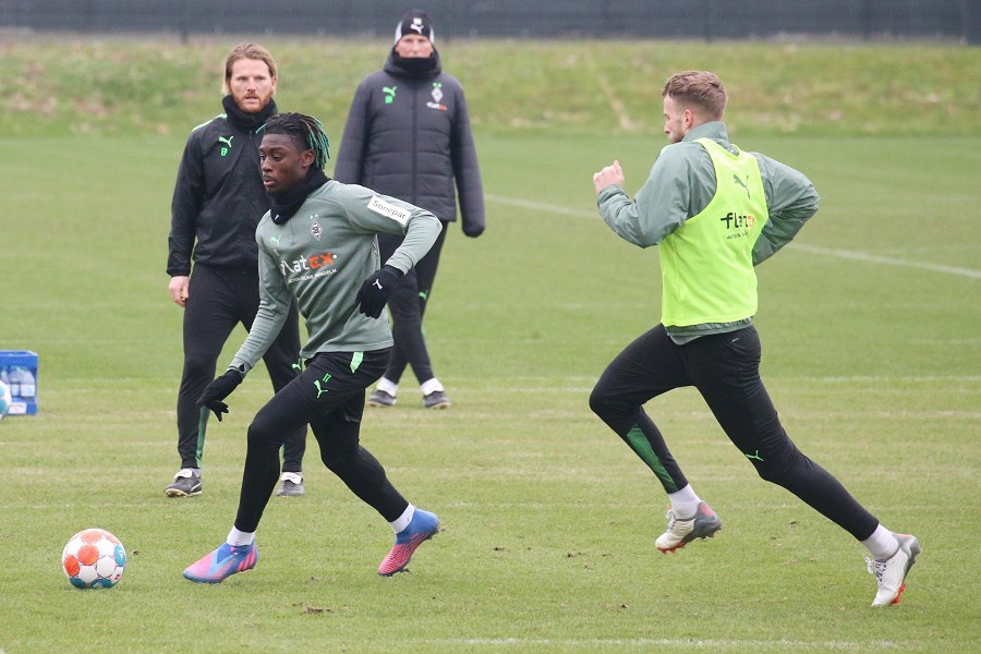 Training Borussia Mönchengladbach (25.01.2022)_25