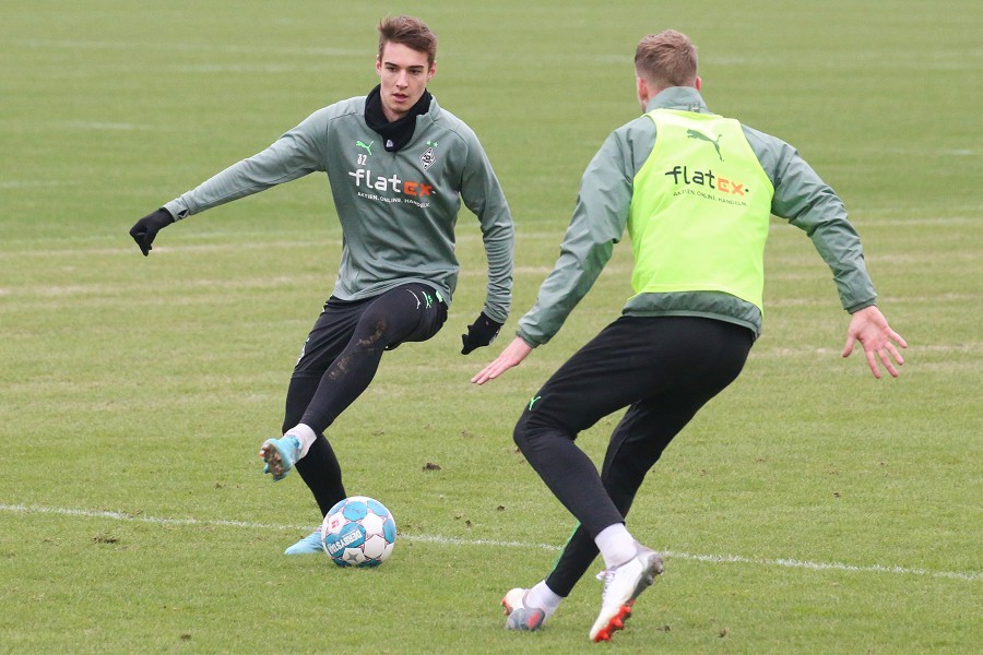 Training Borussia Mönchengladbach (25.01.2022)_35