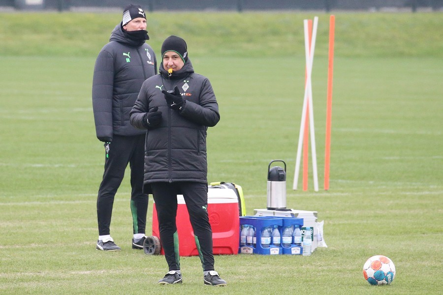 Training Borussia Mönchengladbach (25.01.2022)_42