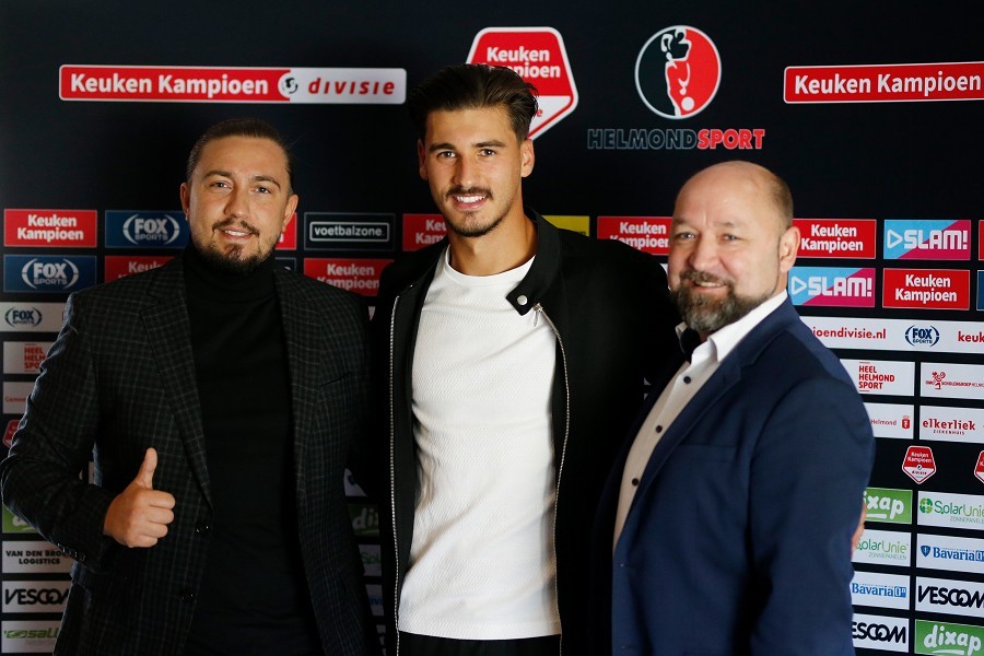 Training Helmond Sport + Präsentation Berk Cetin_33
