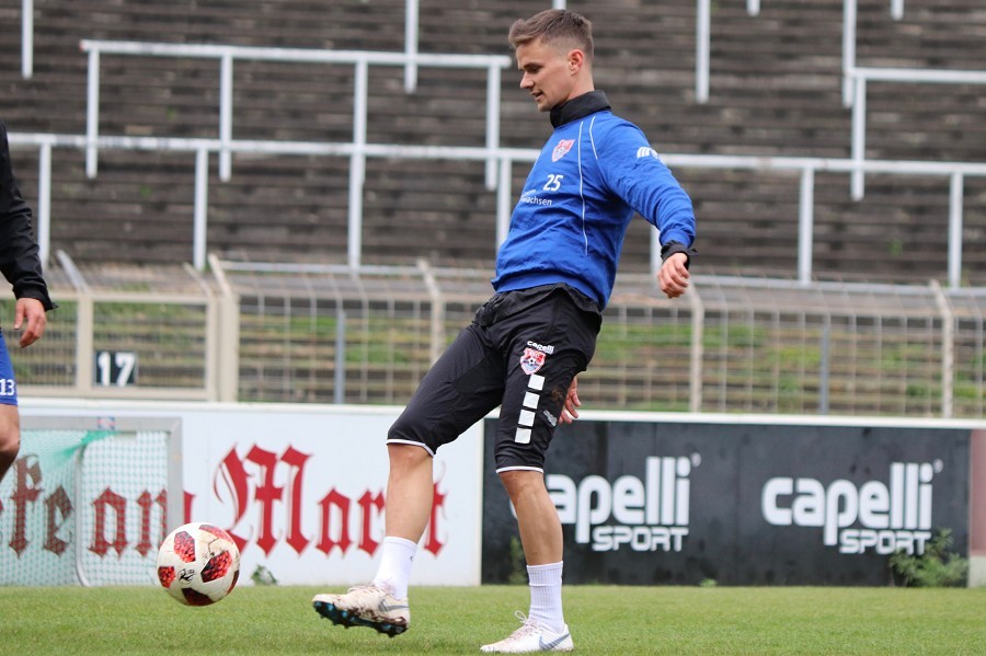 Training KFC Uerdingen 05.04.2019_22