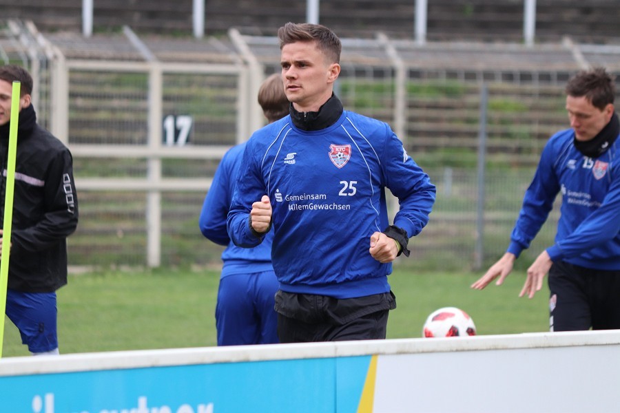 Training KFC Uerdingen 05.04.2019_8