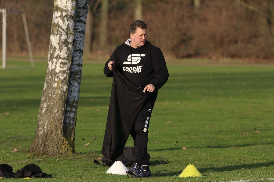 Training KFC Uerdingen 12.02.2019_26