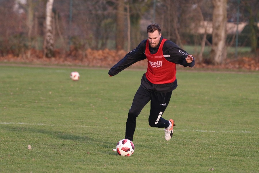 Training KFC Uerdingen 12.02.2019_51