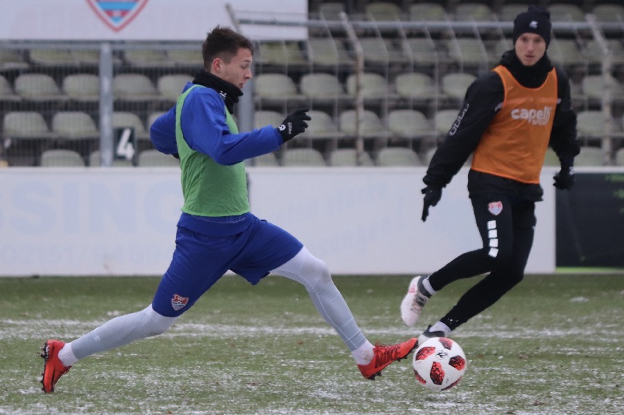 Training KFC Uerdingen 16.12.2018_30