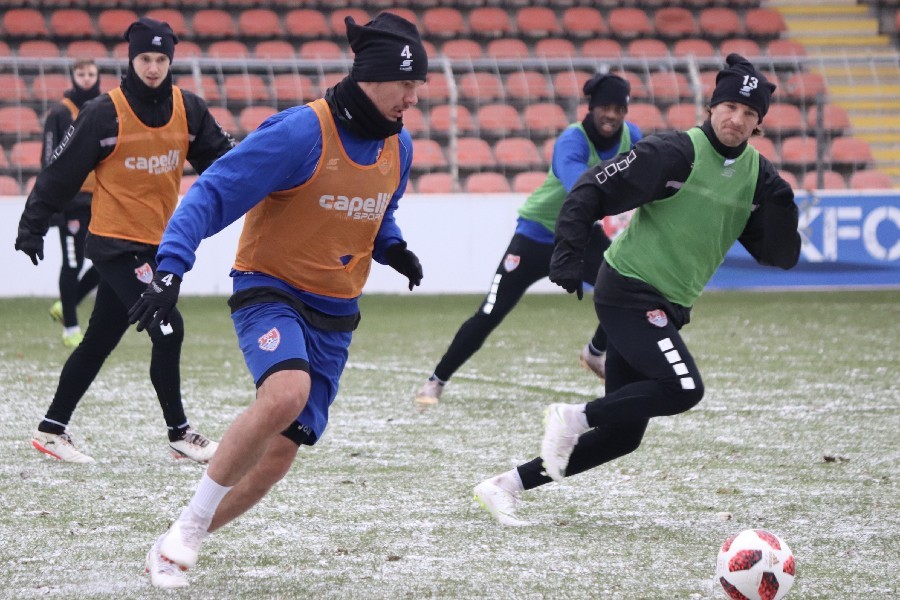Training KFC Uerdingen 16.12.2018_31