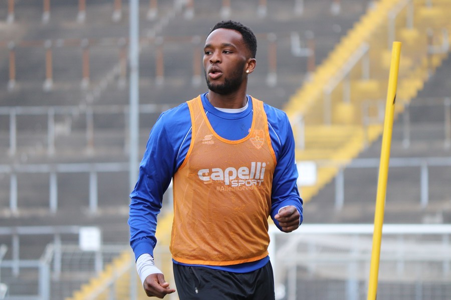 Training KFC Uerdingen 17.04.2019_11