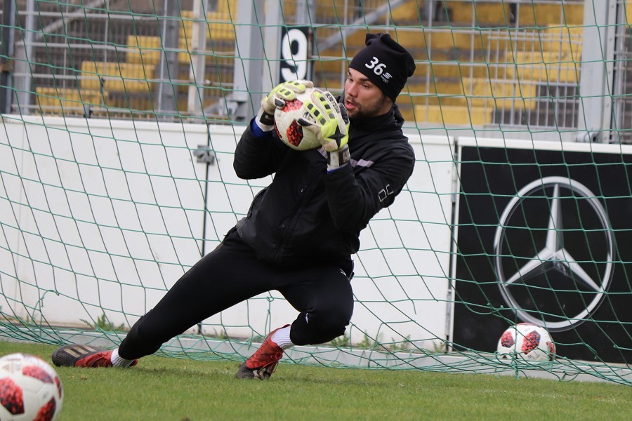 Training KFC Uerdingen 17.04.2019_13