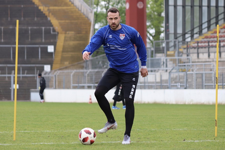 Training KFC Uerdingen 17.04.2019_16