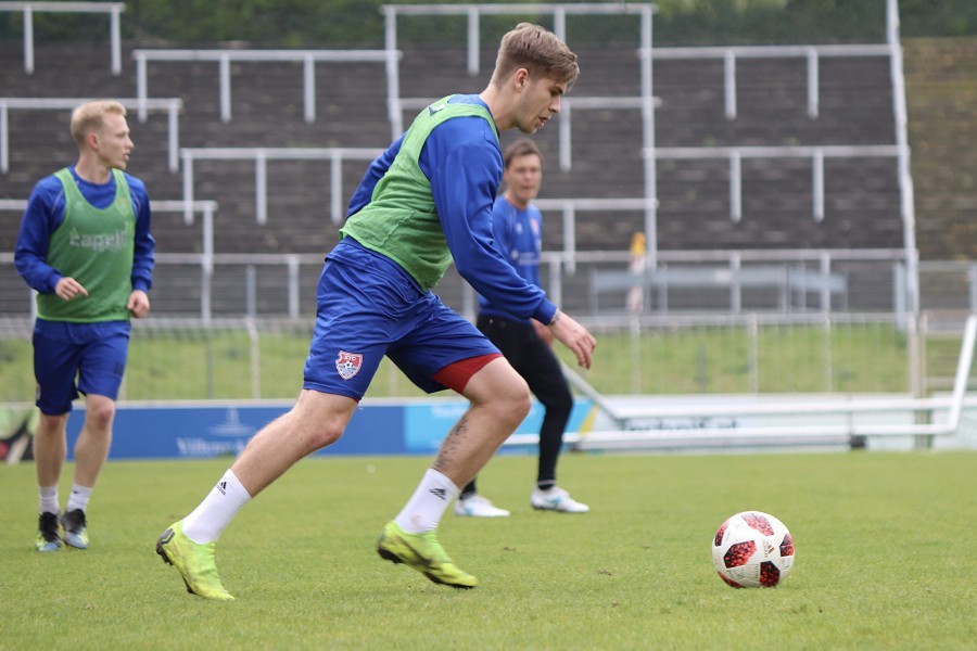 Training KFC Uerdingen 17.04.2019_27