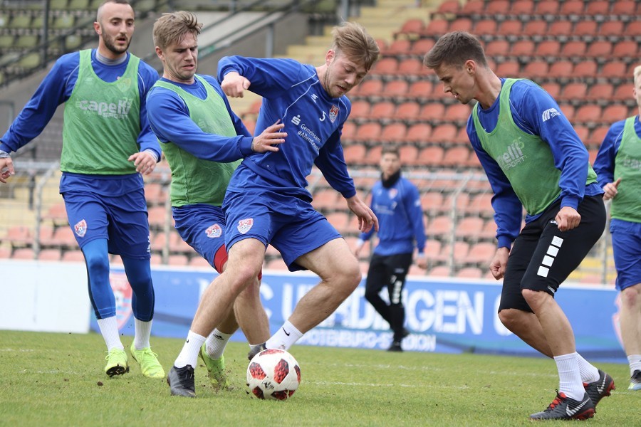 Training KFC Uerdingen 17.04.2019_30