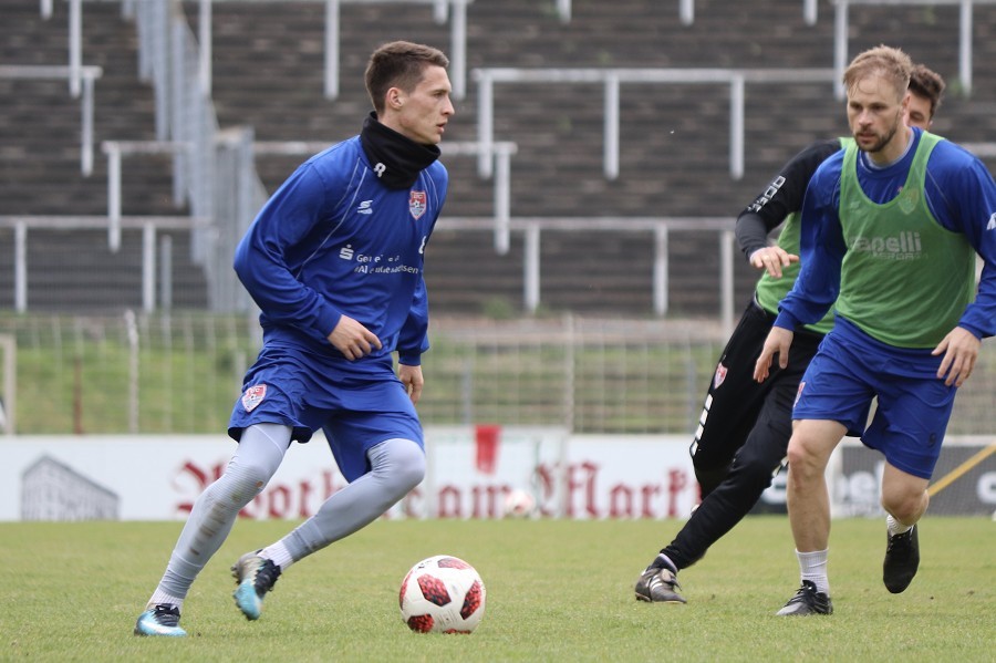 Training KFC Uerdingen 17.04.2019_31