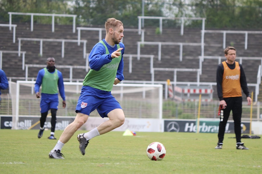 Training KFC Uerdingen 17.04.2019_32