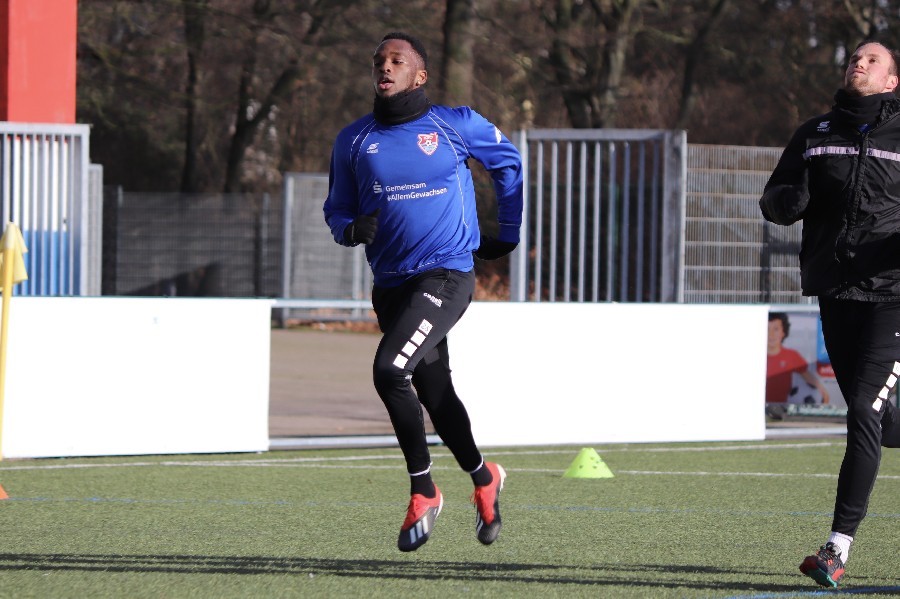 Training KFC Uerdingen 19.01.2019_18