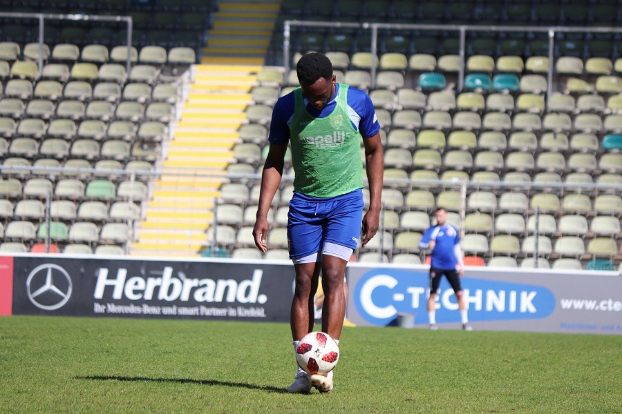 Training KFC Uerdingen 20.04.2019_25
