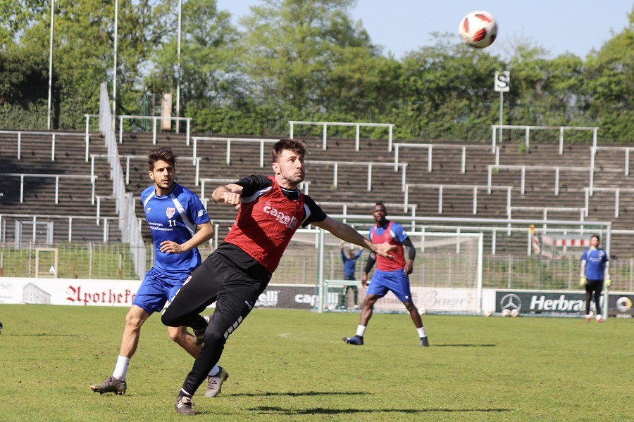 Training KFC Uerdingen 20.04.2019_27