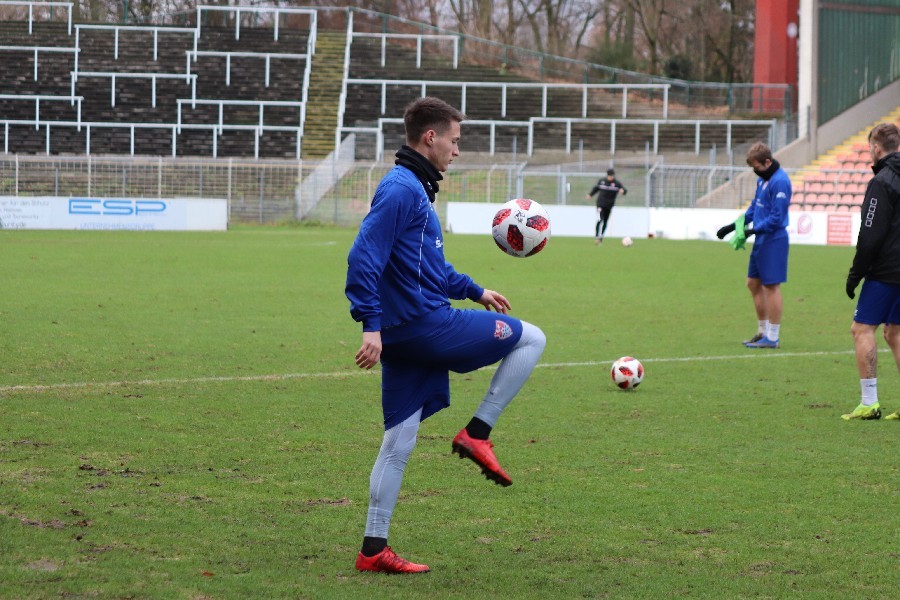 Training KFC Uerdingen 22.12.2018_7