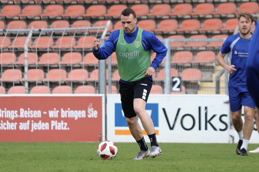Training KFC Uerdingen 24.04.2019_11