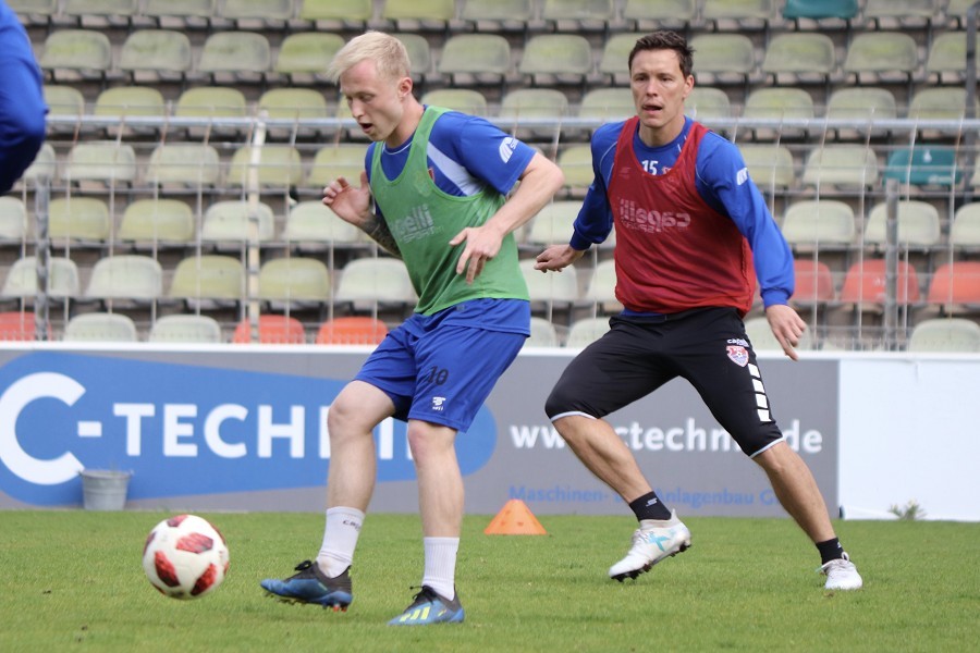 Training KFC Uerdingen 24.04.2019_16