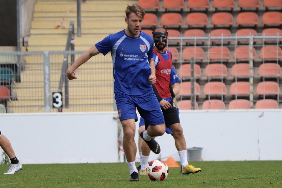 Training KFC Uerdingen 24.04.2019_18