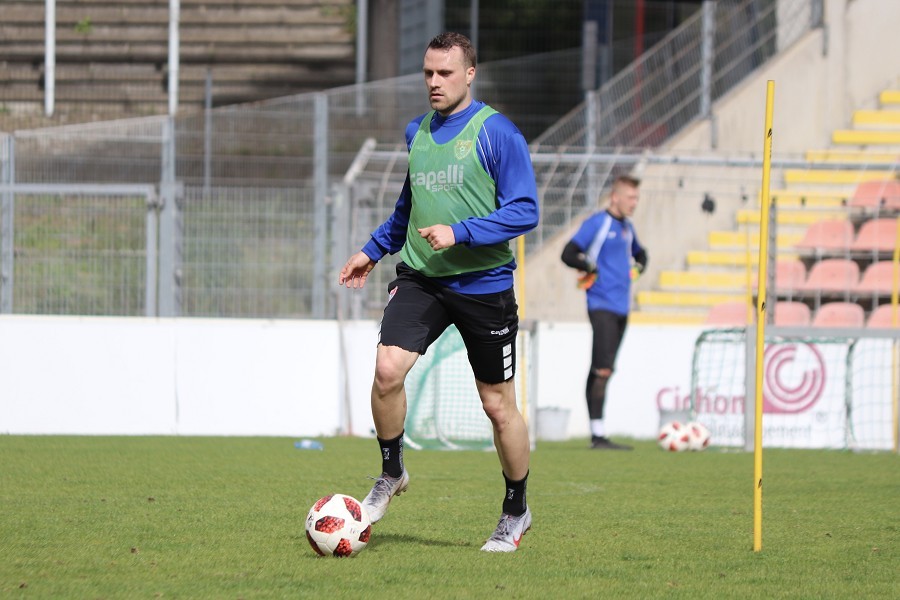 Training KFC Uerdingen 24.04.2019_29