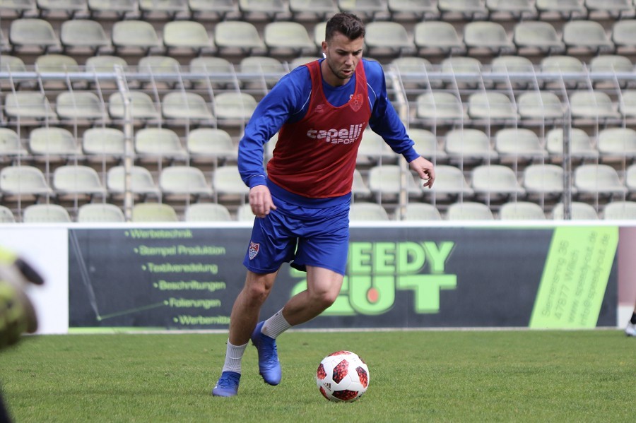 Training KFC Uerdingen 24.04.2019_33