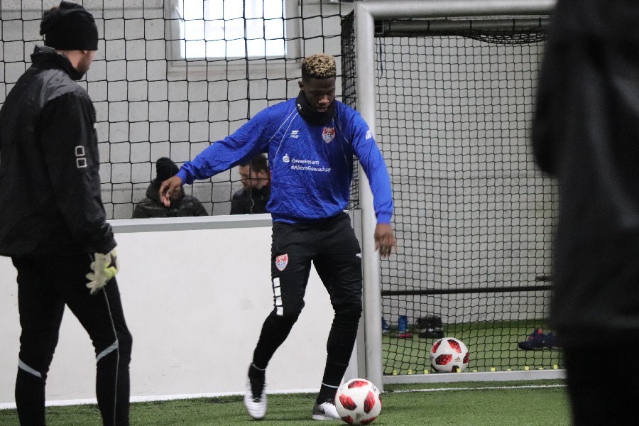 Training KFC Uerdingen 26.01.2019_3
