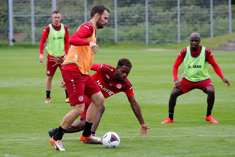 Trainingsauftakt RW Essen (16.07.2020)_27