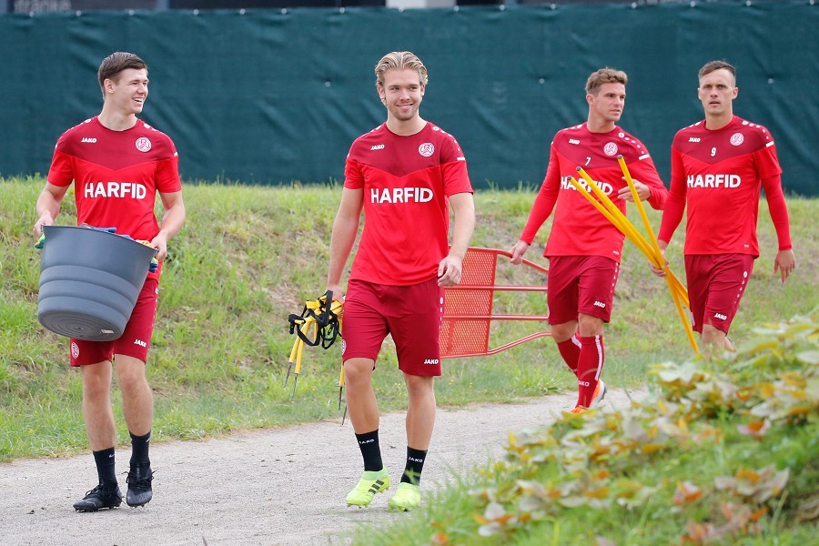 Trainingsauftakt RW Essen (16.07.2020)_2