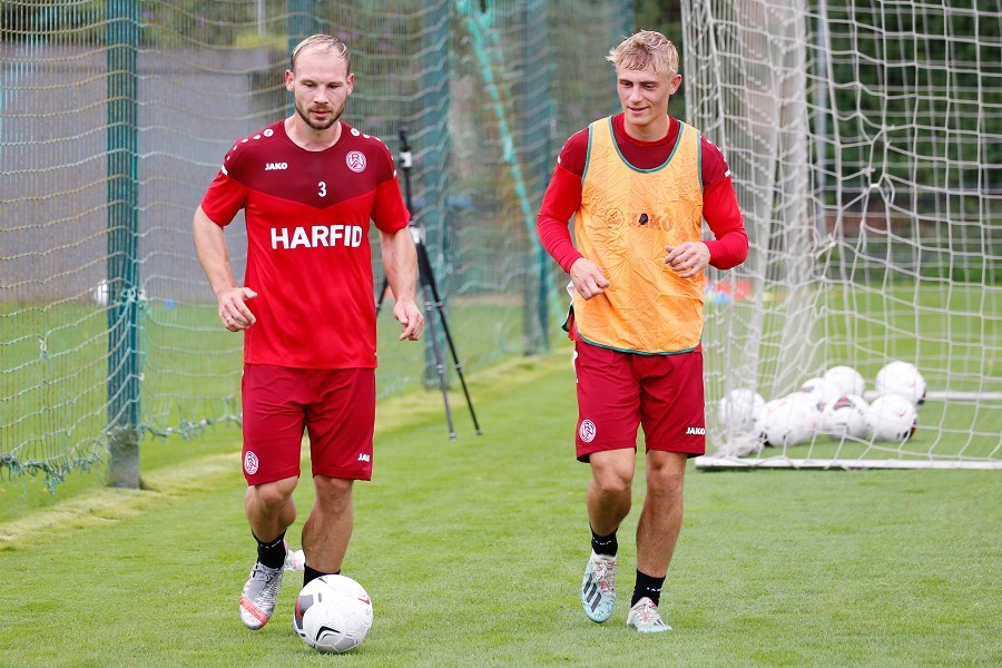 Trainingsauftakt RW Essen (16.07.2020)_36