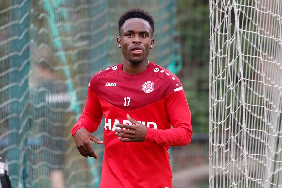 Trainingsauftakt RW Essen (16.07.2020)_39