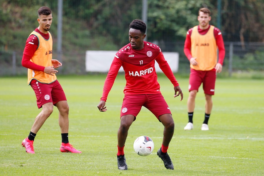 Trainingsauftakt RW Essen (16.07.2020)_46
