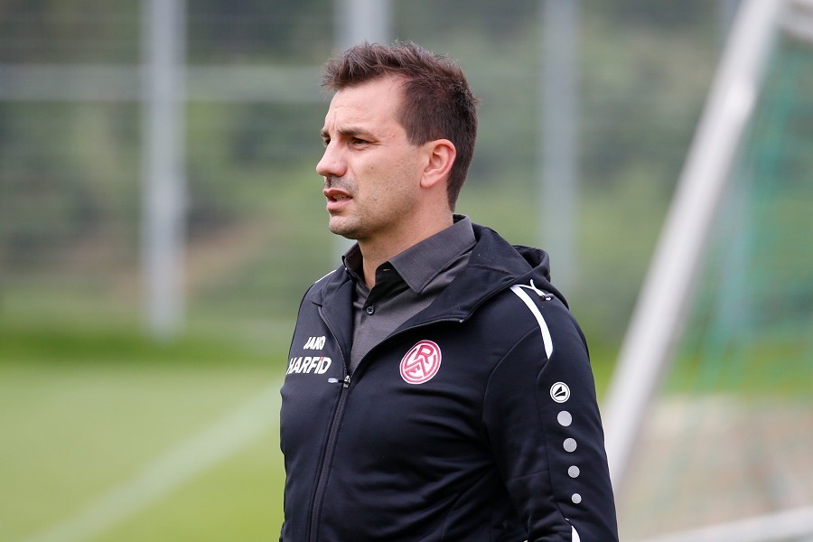 Trainingsauftakt RW Essen (16.07.2020)_52