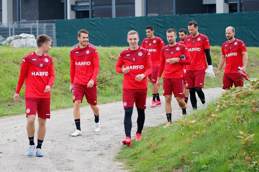 Trainingsauftakt RW Essen (16.07.2020)_5