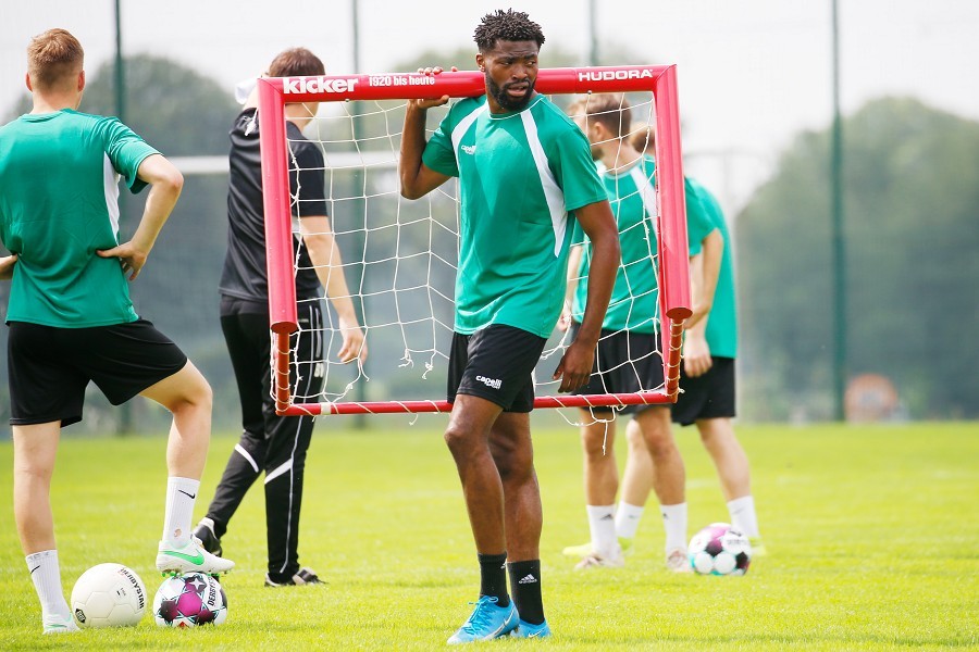 Trainingsauftakt SV Straelen (04.07.2021)_27