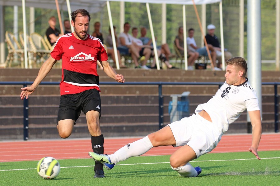 TuRa Brüggen- DJK/VfL Giesenkirchen (2019/20)_11