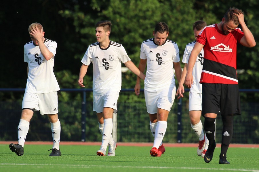 TuRa Brüggen- DJK/VfL Giesenkirchen (2019/20)_21