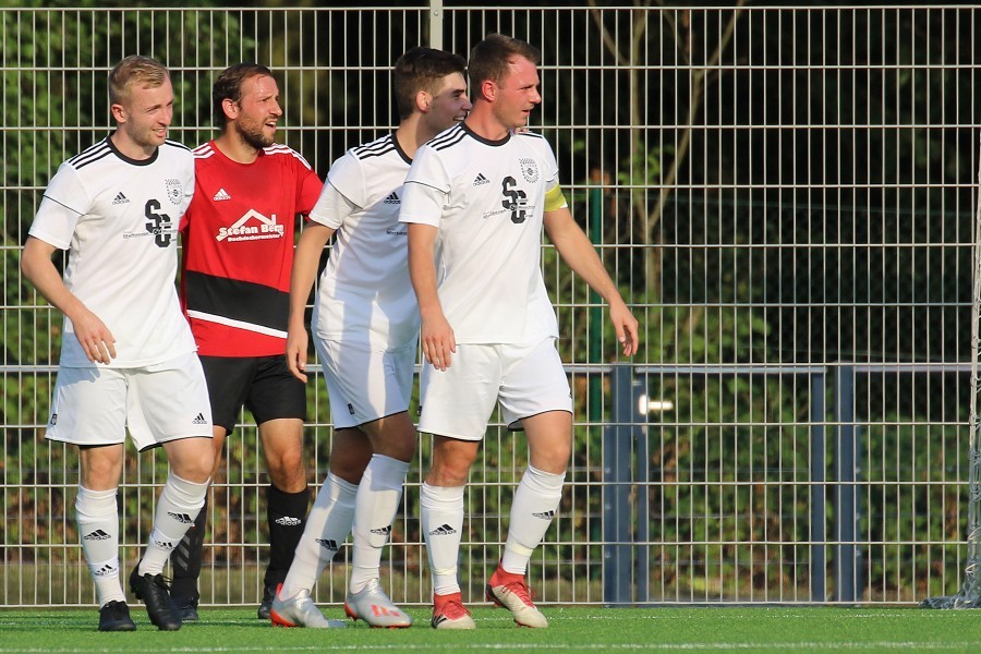 TuRa Brüggen- DJK/VfL Giesenkirchen (2019/20)_7