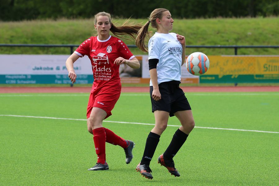 TuRa Brüggen- SpVgg Steele (2018/19)_18