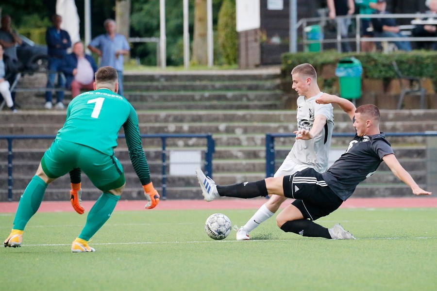 TuRa Brüggen vs. SV Lürrip (2021/22)_18