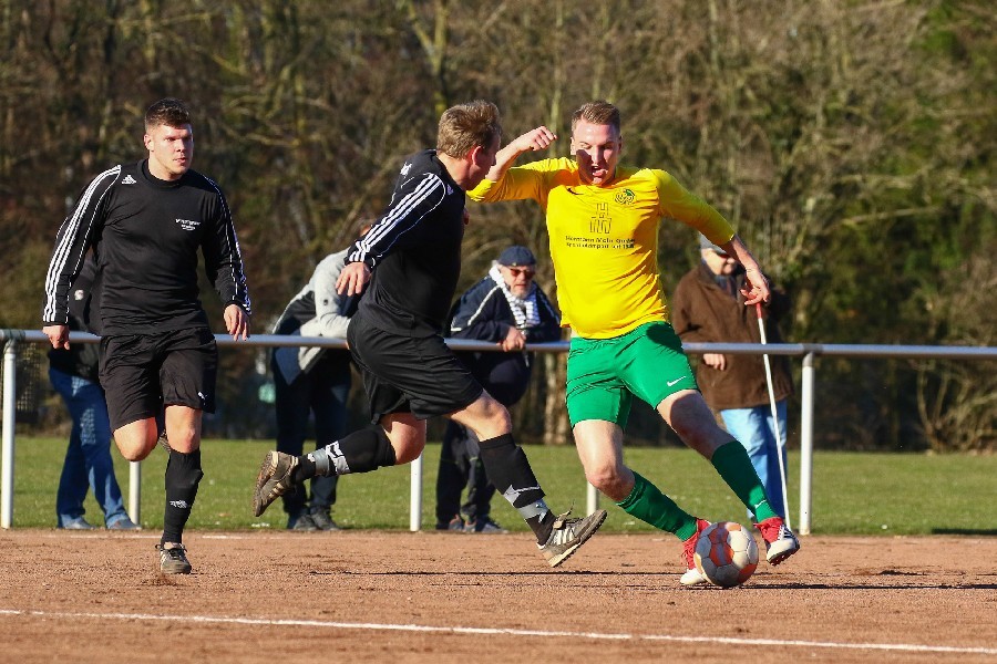 TuS Gellep- DJK/VfL Willich (2018/19)_12